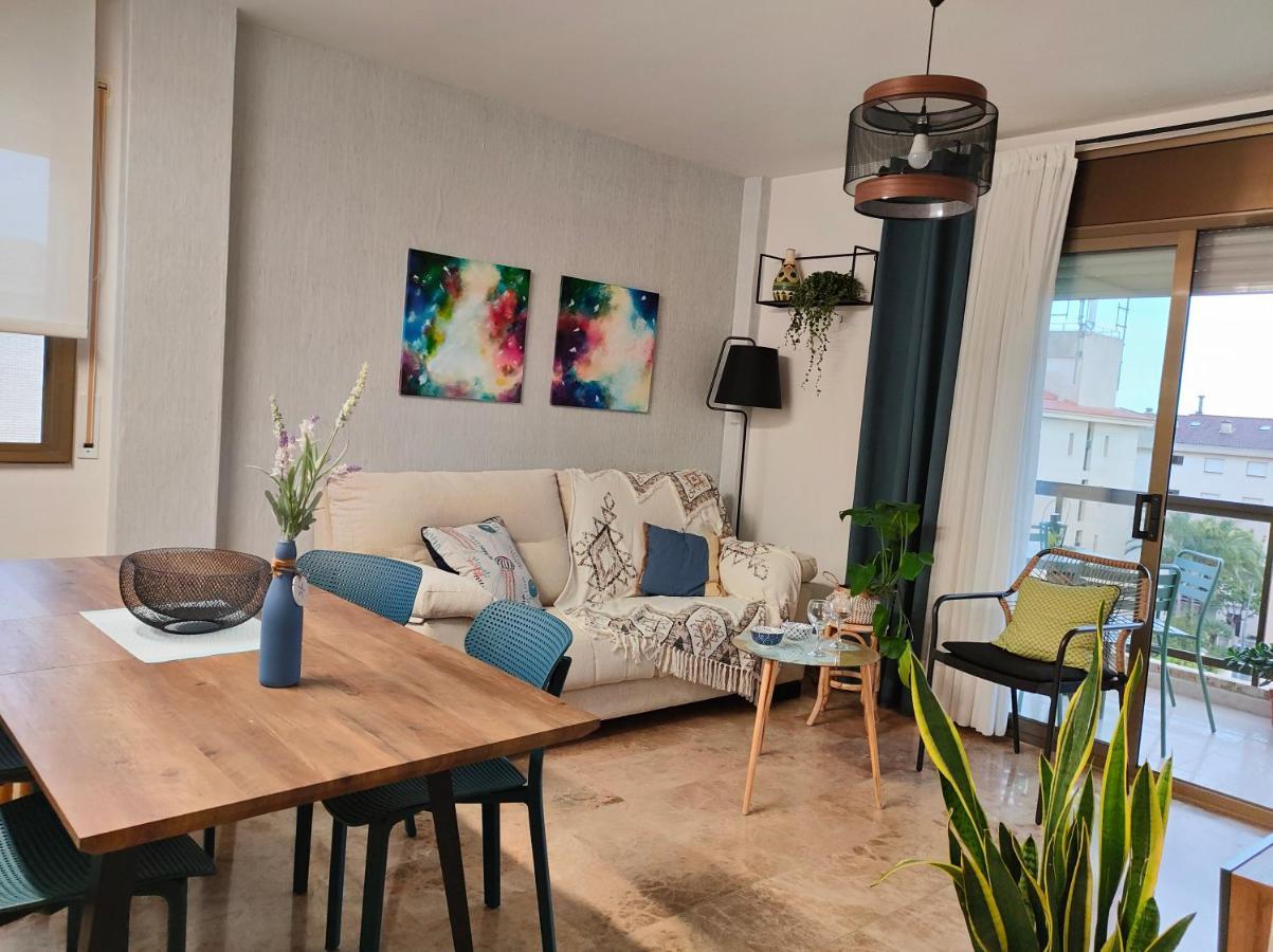Concordia, Con Parking En El Puerto De Cambrils Apartman Kültér fotó