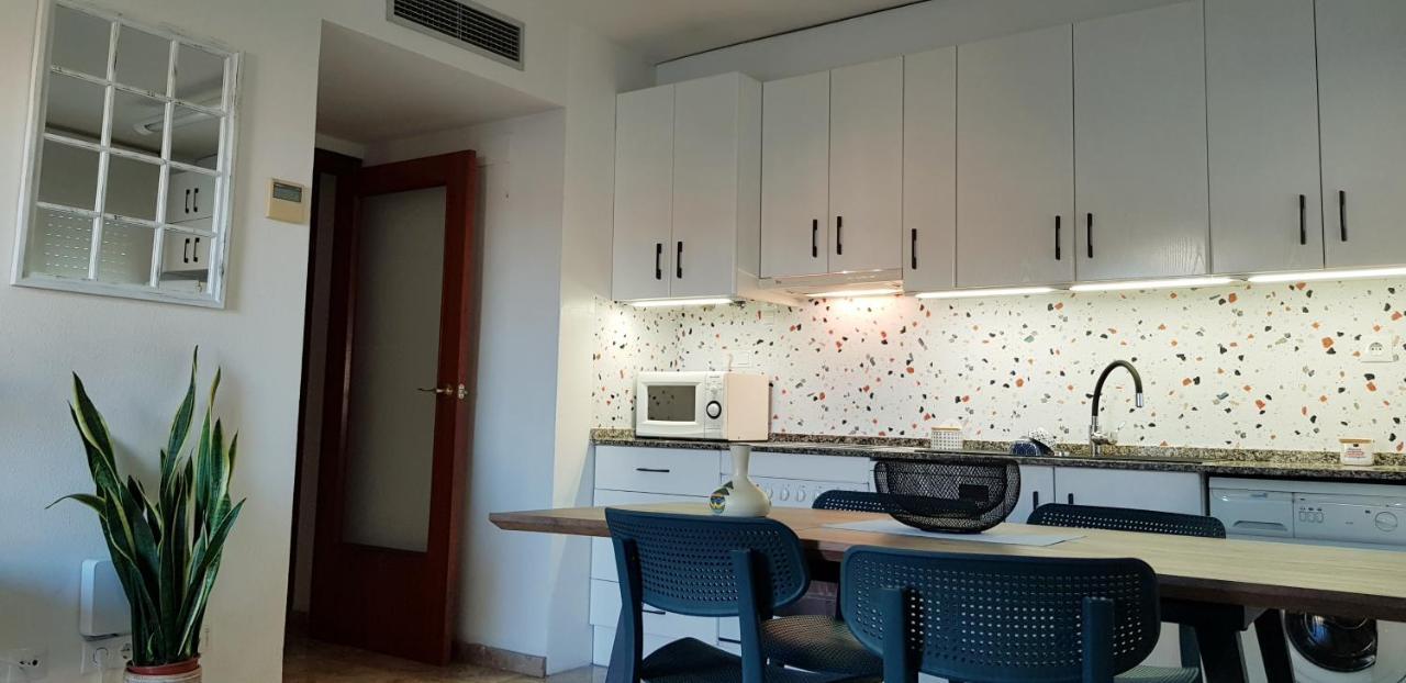 Concordia, Con Parking En El Puerto De Cambrils Apartman Kültér fotó